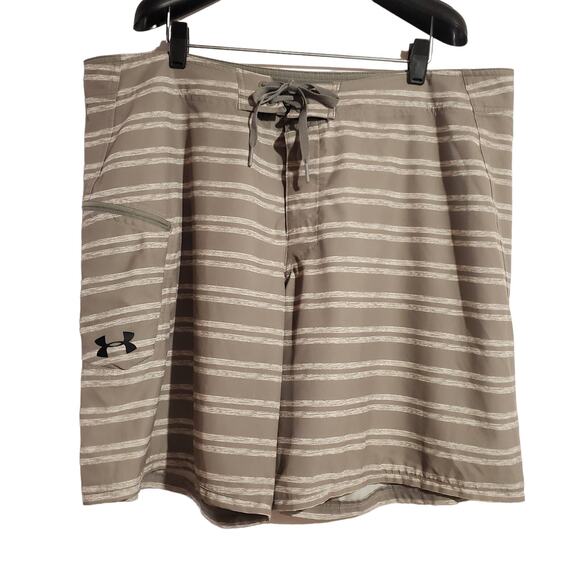 Under Armour Mens Storm Tide Chaser 9" Boardshorts Size 40 Striped Swim Trunks - Picture 1 of 11